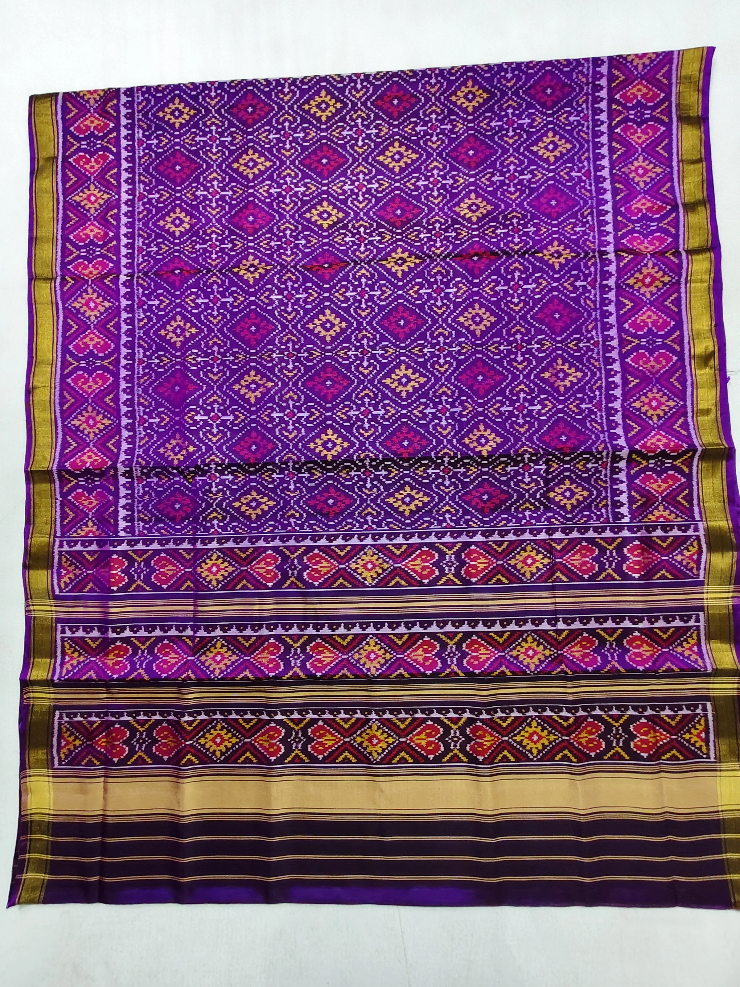 Purple Selari Border Chandabhat Motifs Single Ikat Patola Saree