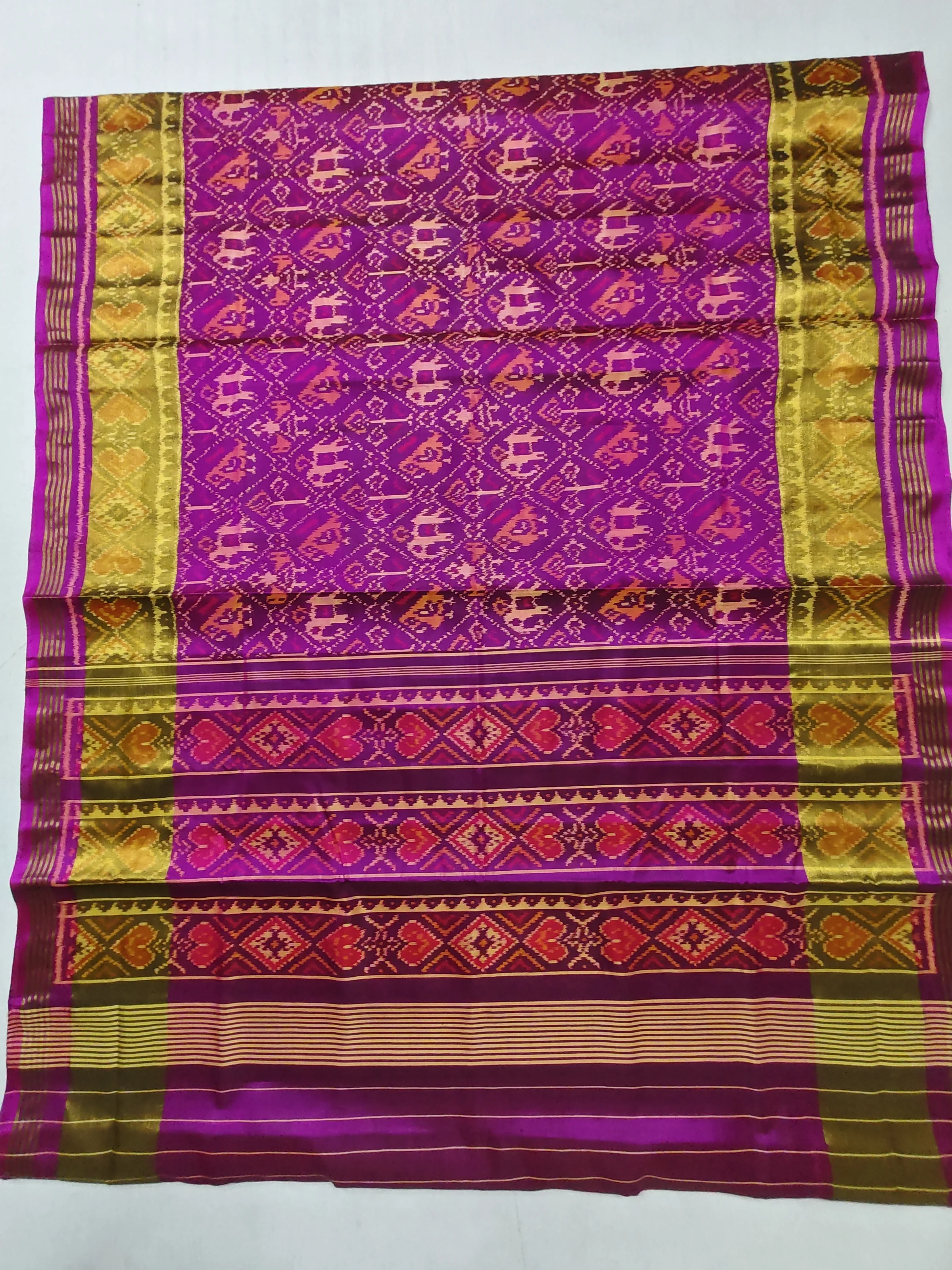 Purple Selari Border Nanu Narikunj Motifs Single Ikat Patola Saree with Blouse Piece (6 Ply Silk)