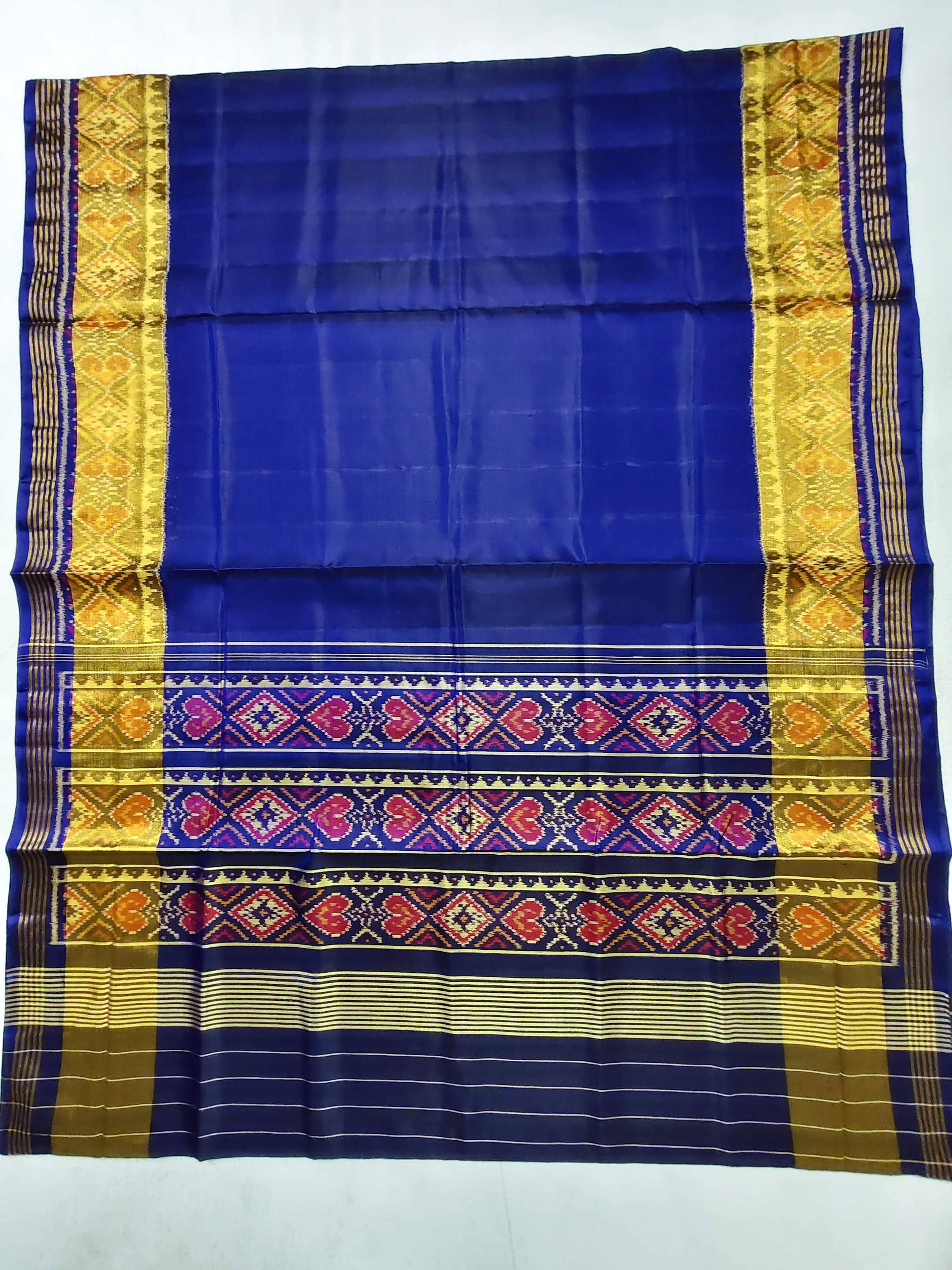 Dark Blue Selari Border Plain Gala Single Ikat Patola Saree with Blouse Piece (6 Ply Silk)