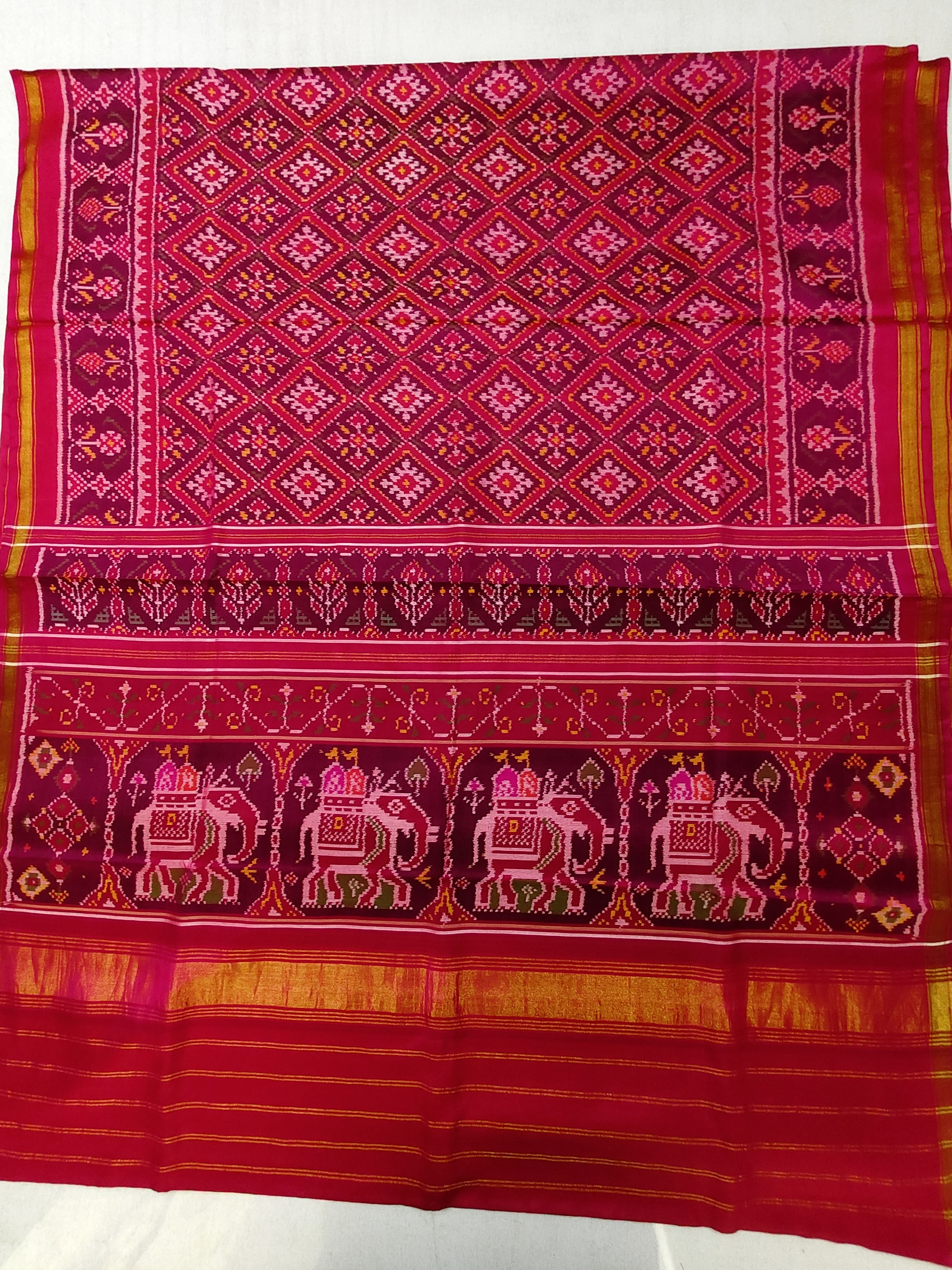 Pink Ghughra Border Elephant Pallu Chandabhat Motifs Single Ikat Patola Saree with Blouse Piece (8 Ply Silk)