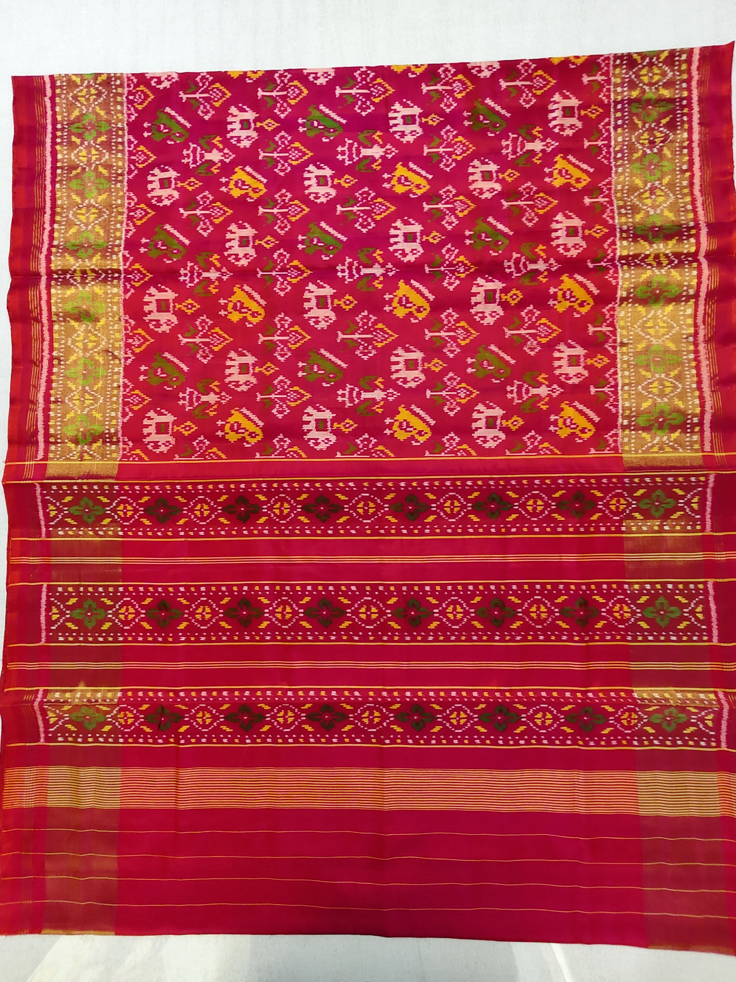 Peach Fancy Border Elephant Parrot Motifs Single Ikat Patola Saree with Blouse Piece (6 Ply Silk)