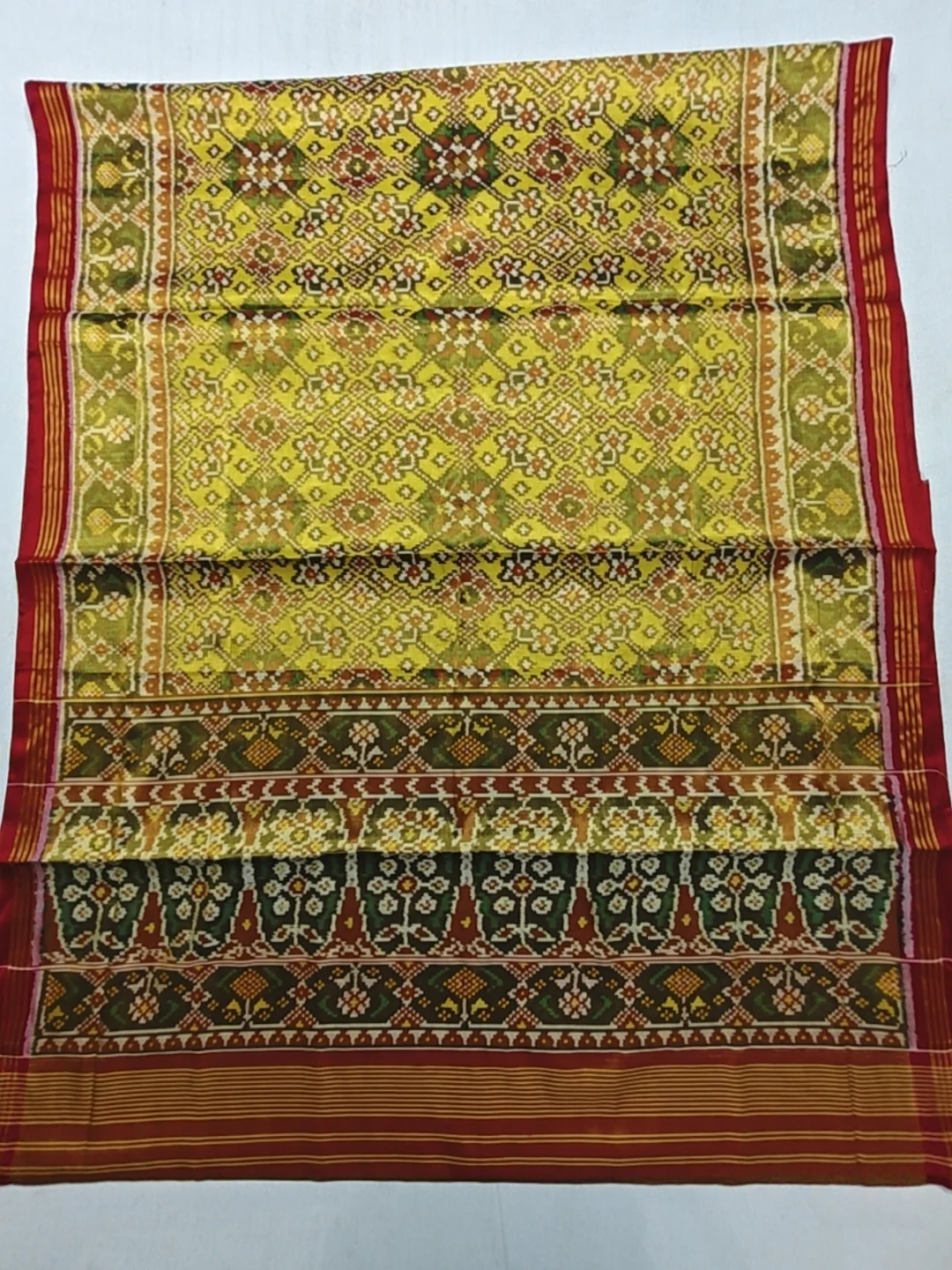 Red Jad Border Yellow Navratan Motifs Tissue Patola Saree