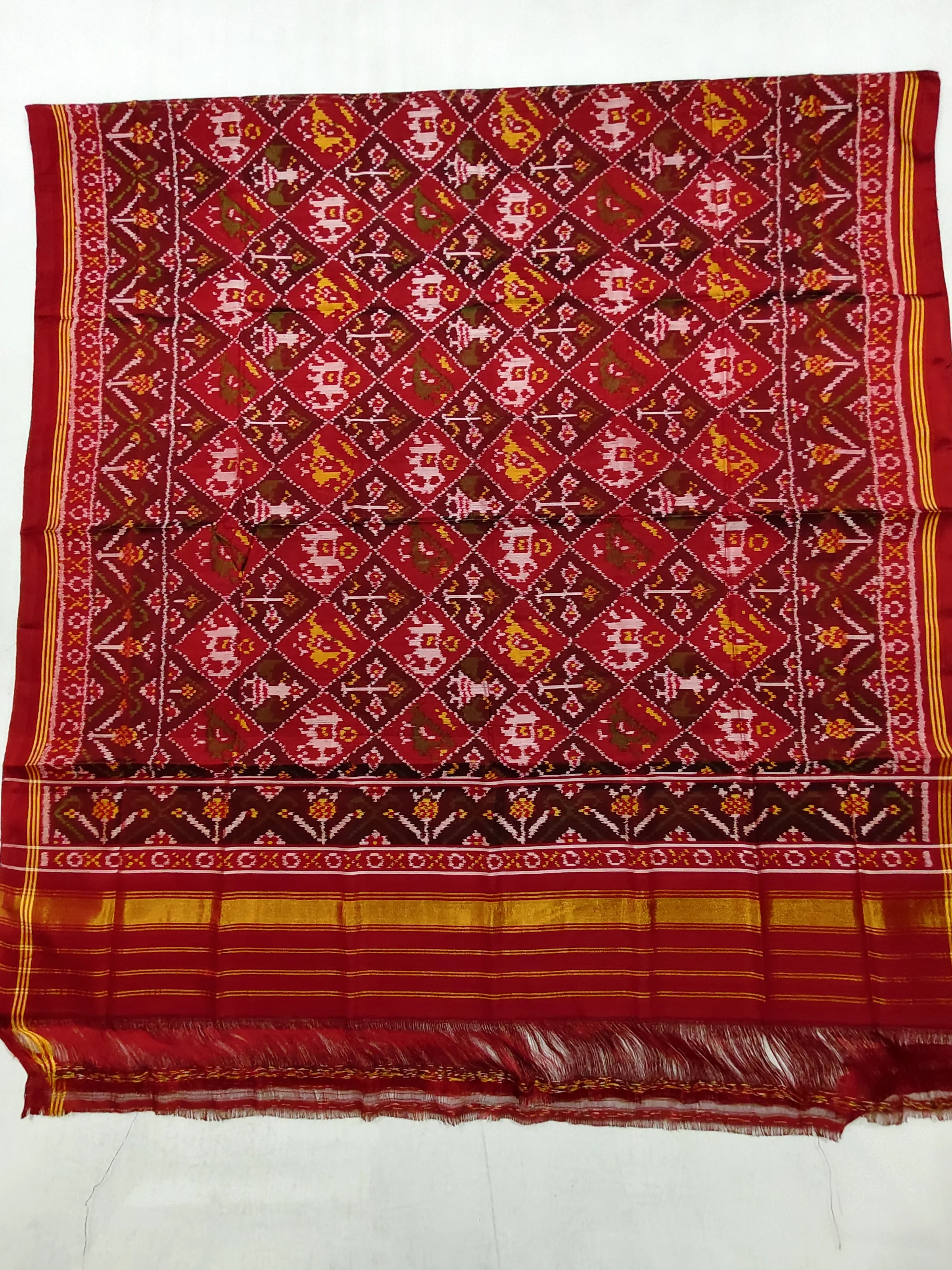 Red Jad Border Nanu Narikunj Motifs Chaniya Choli Dupatta Single Ikat 8 Ply Silk