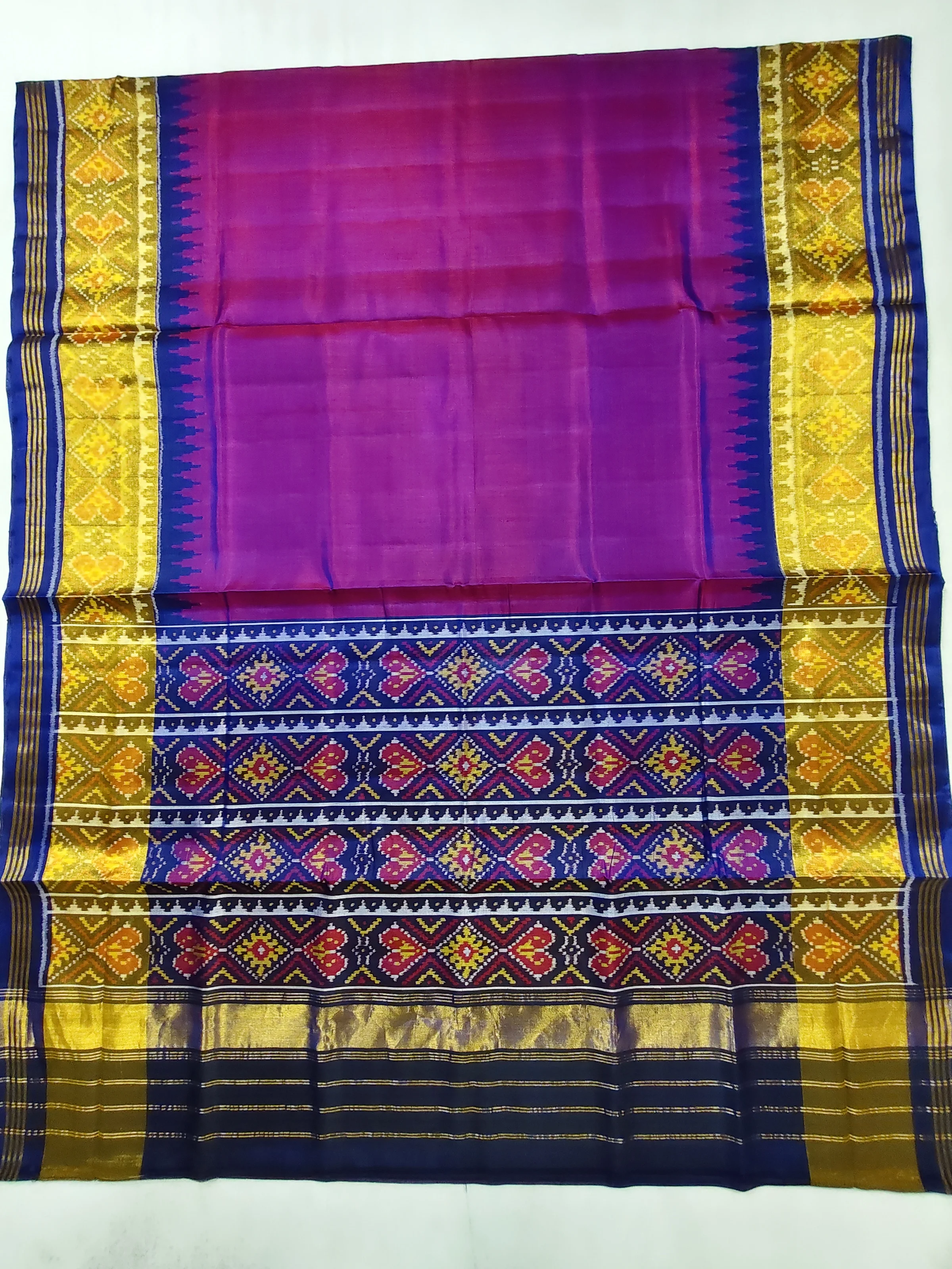 Blue Selari Border Beige Gala Single Ikat Patola Saree with Blouse Piece (6 Ply Silk)