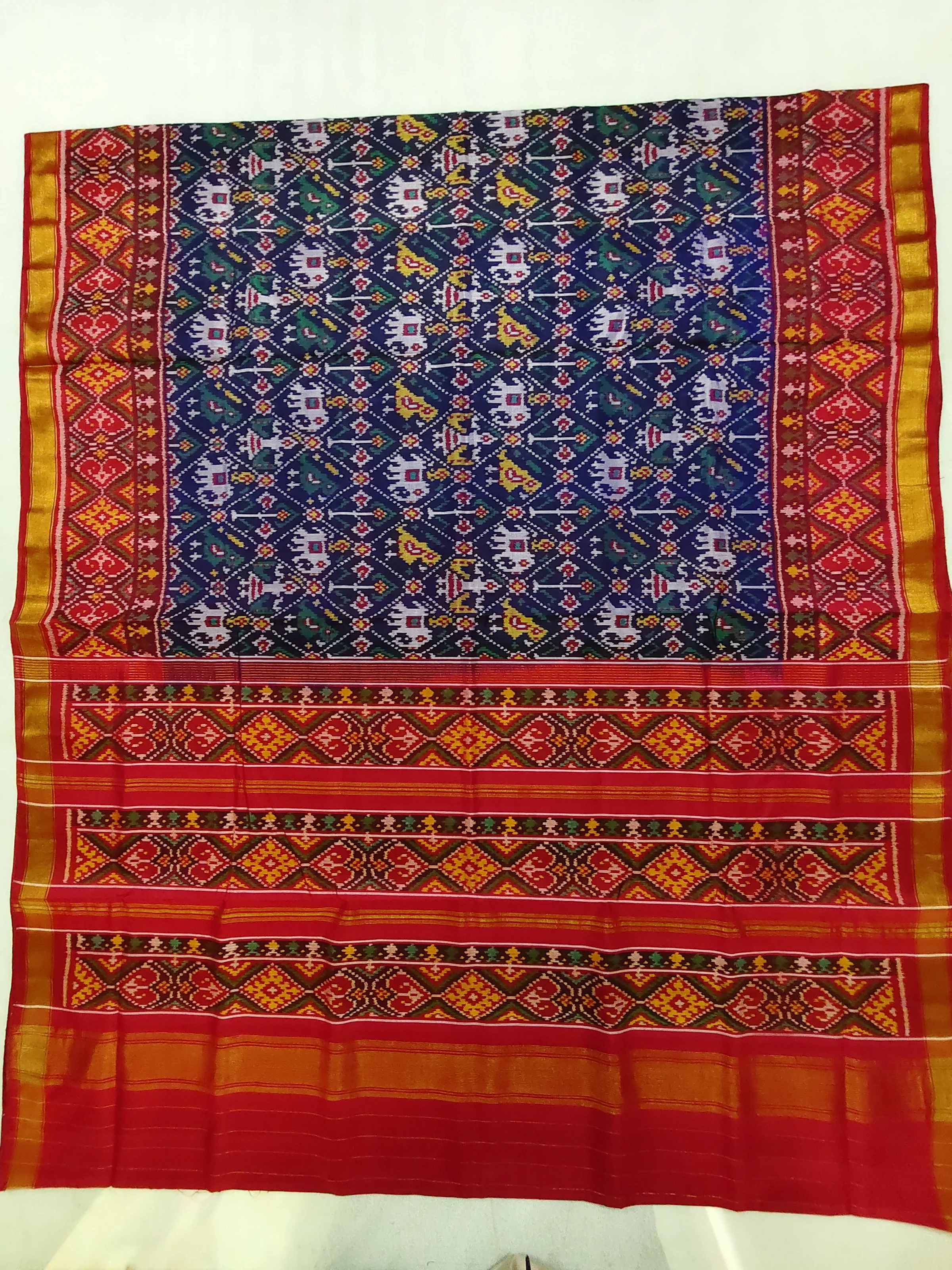 Red Selari Border Blue Nanu Narikunj Motifs Single Ikat Patola