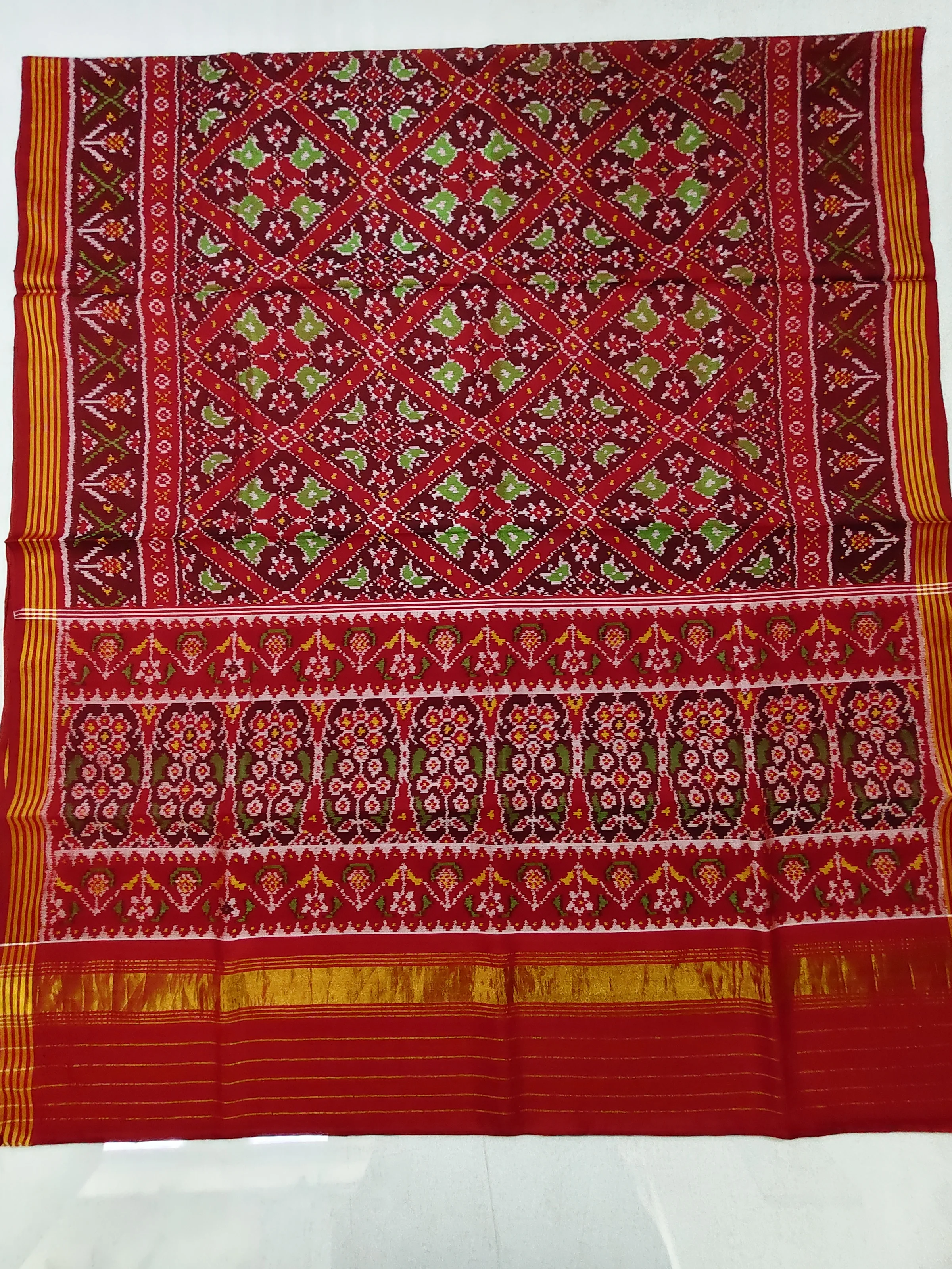 Red Coffee Jad Border Jasud Motifs Single Ikat Patola Saree with Blouse Piece (8 Ply Silk)