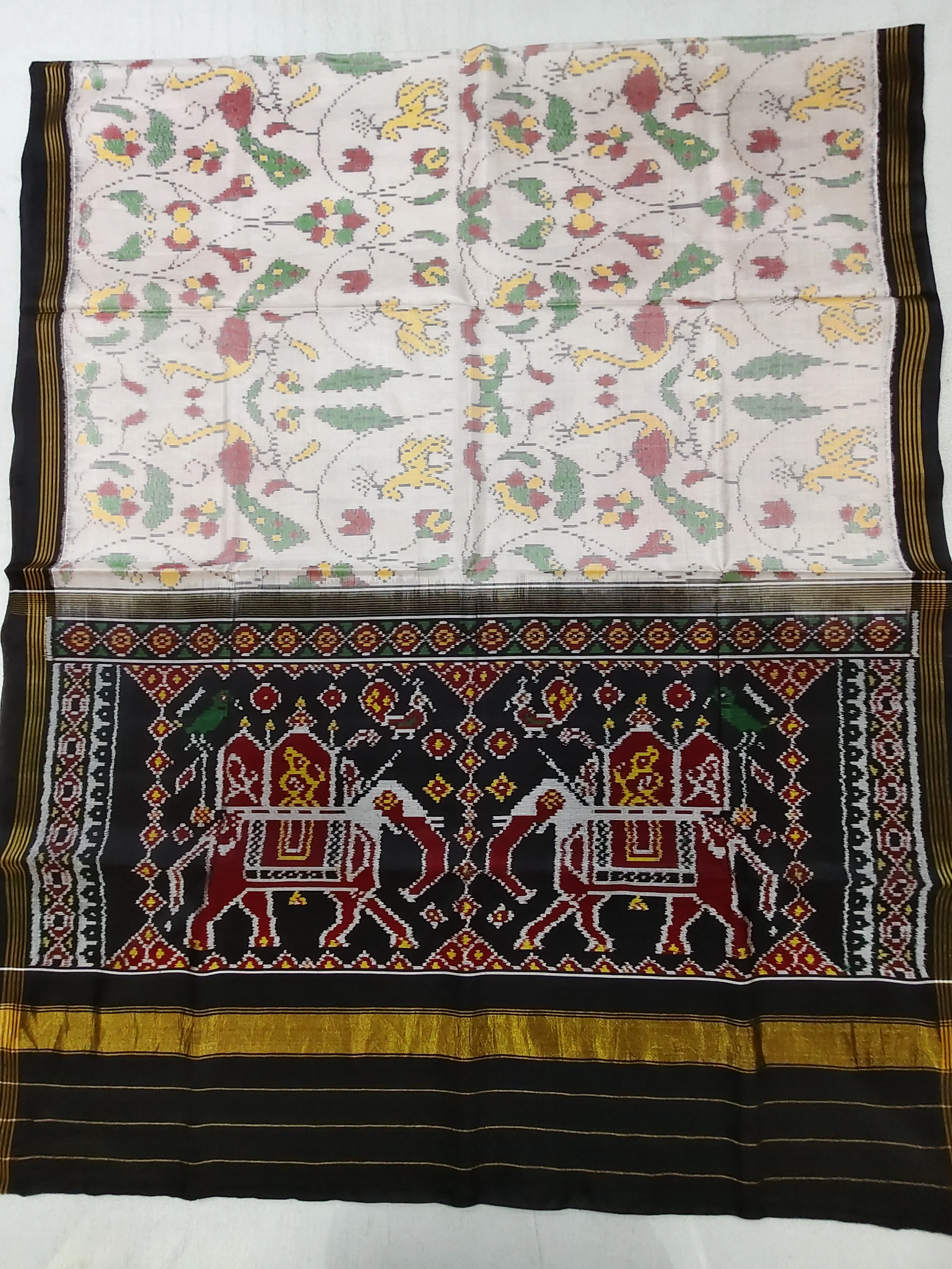 Off White Elephant Pallu Peacock Motifs Black White Single Ikat Patola Saree with Blouse Piece (8 Ply Silk)