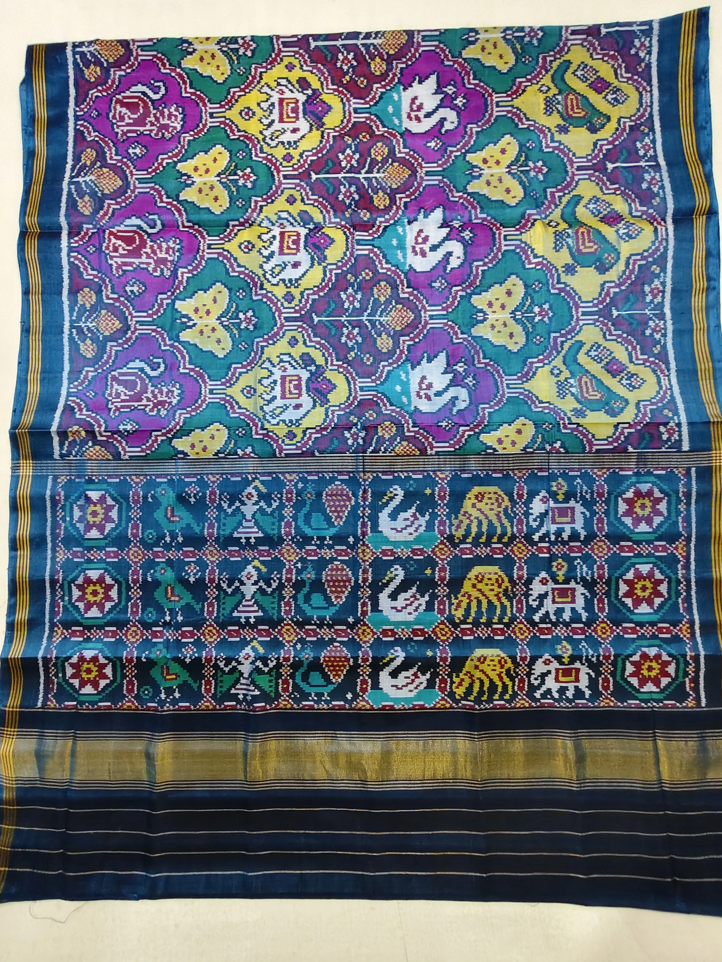 Peacock Blue Multi Colour Animal Motifs Single Ikat Patola Saree 8 Ply Silk