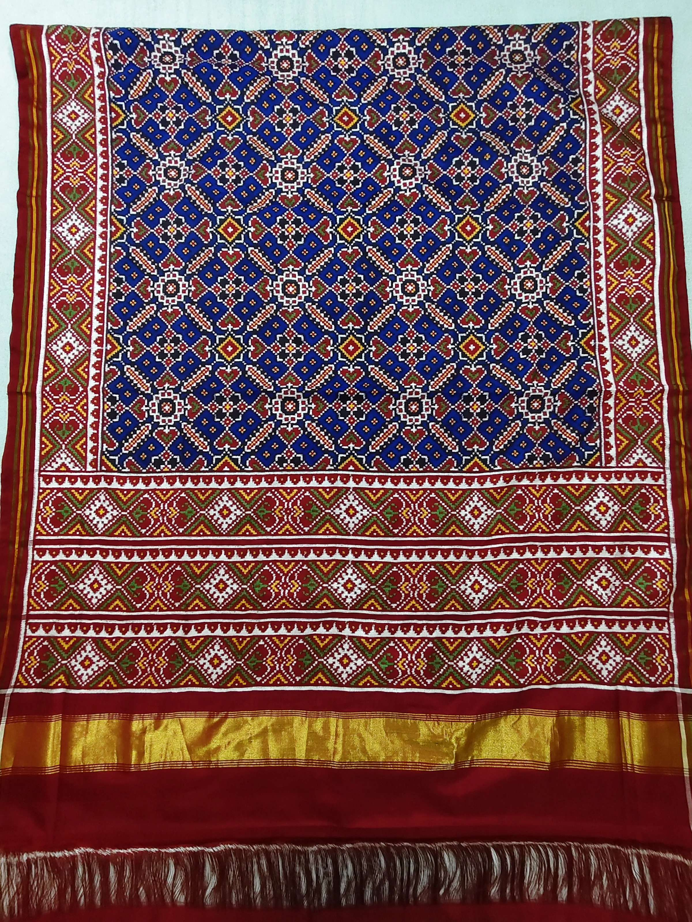 Red Selari Border Blue Manekchowk Double Ikat Patola Saree