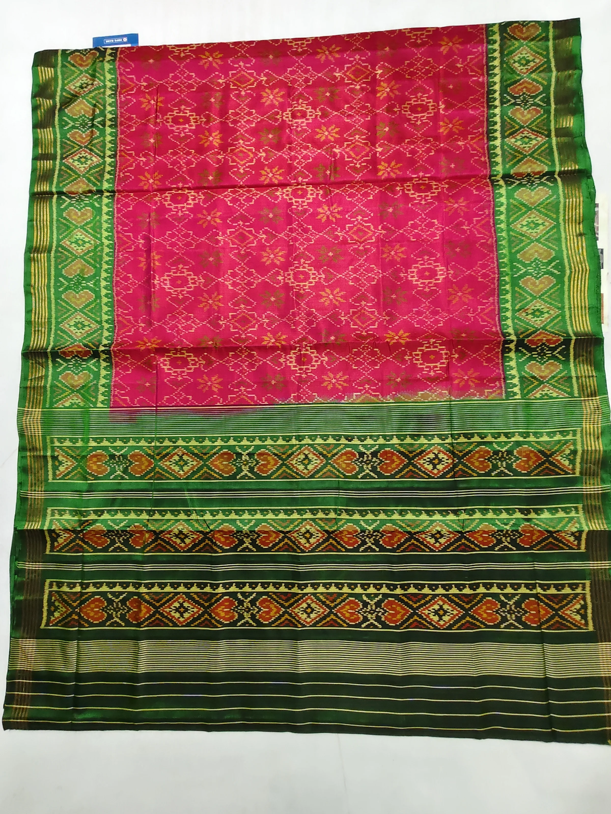 Green Selari Border Pink Navratan Chanda Motifs Single Ikat Patola Saree 6 Ply Silk