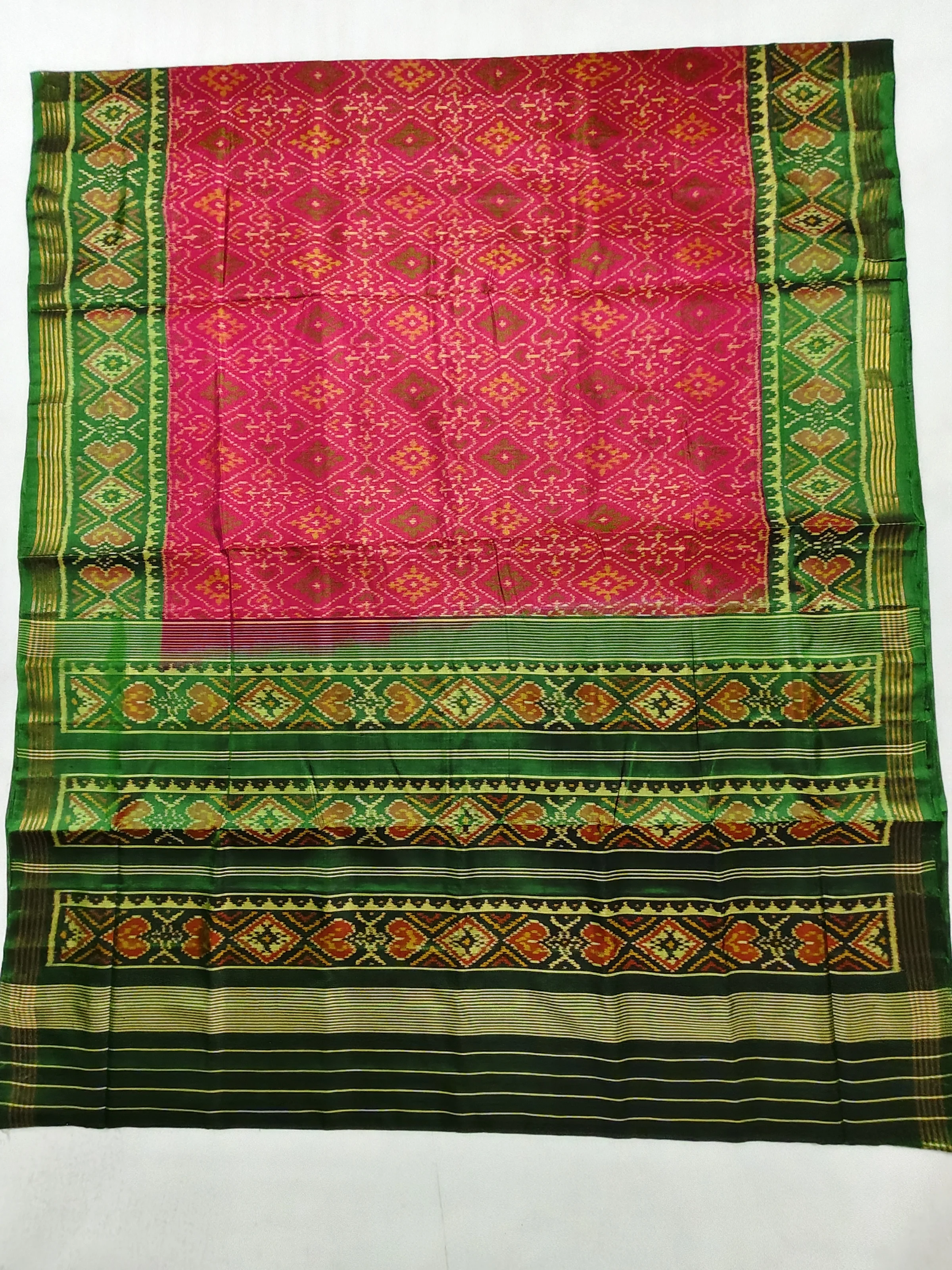 Green Selari Border Pink Chandabhat Motifs Single Ikat Patola Saree 6 Ply Silk